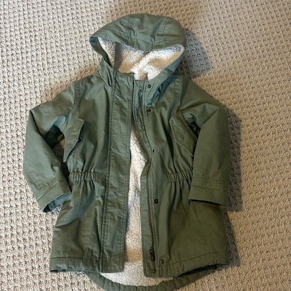 GAP Kids Sherpa-Lined Coat – Size Small (6-7) - Picture 1 of 5
